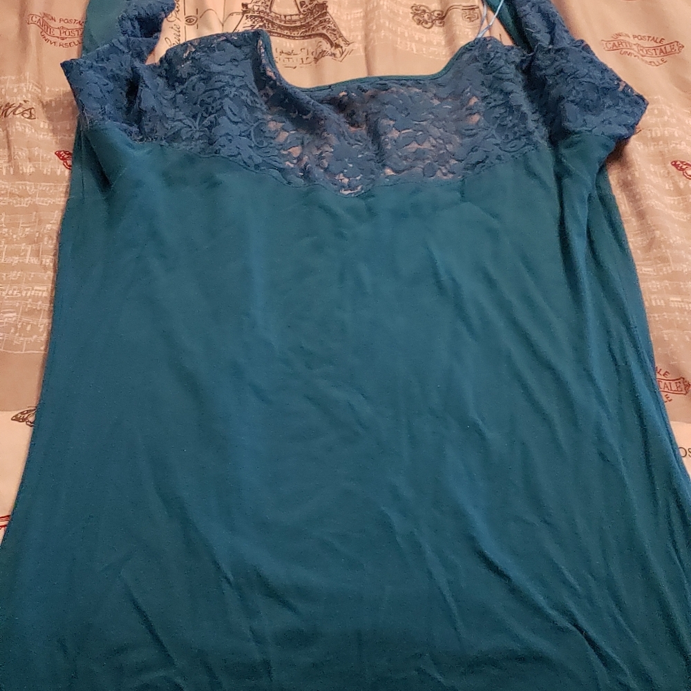 Shirts - Picture 8 of 8